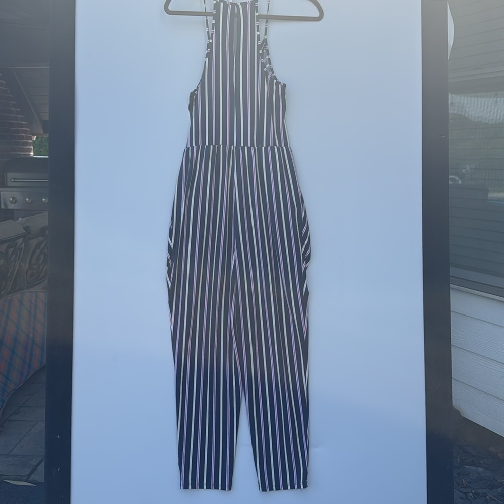 BCBGeneration Black and White Striped Jumpsuit with Relaxed Fit size medium - Picture 2 of 6